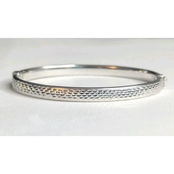 Hollow Sterling Silver Hinged Diamond Cut Bangle Bracelet, 7.5 inch